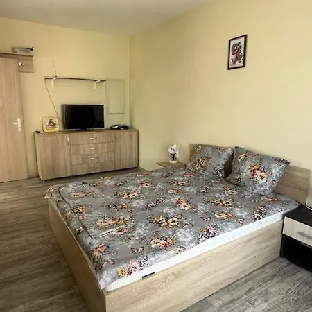 двустаен с басейн глобал Appartement *